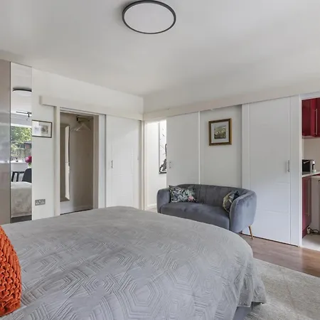 King Studio Apartment With Garden And Parking Ealing Esterno foto