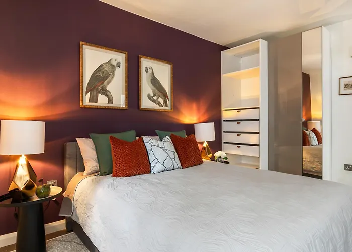 King Studio Apartment With Garden And Parking